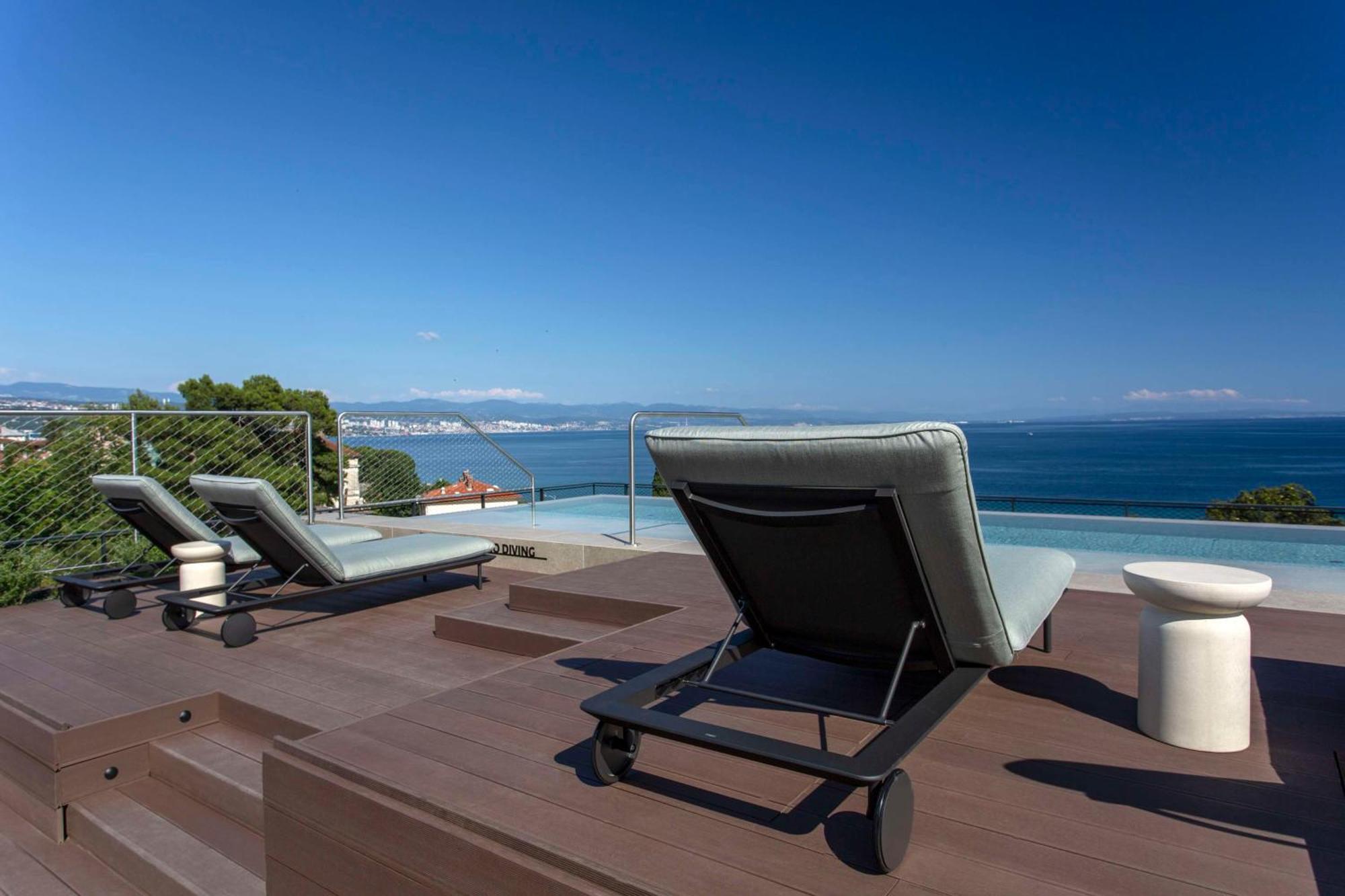 Keight Hotel Opatija, Curio Collection By Hilton Luaran gambar