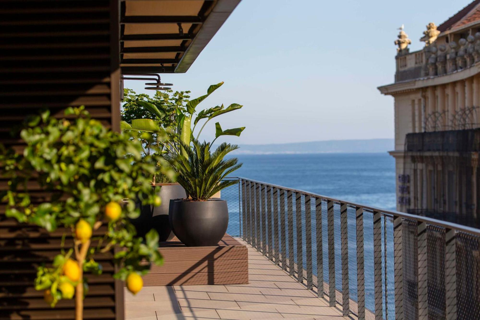 Keight Hotel Opatija, Curio Collection By Hilton Luaran gambar